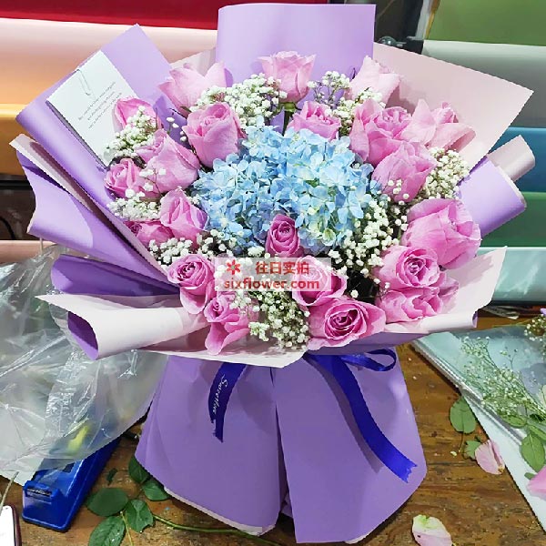 送承德双桥区东大街山庄一号的鲜花实拍图