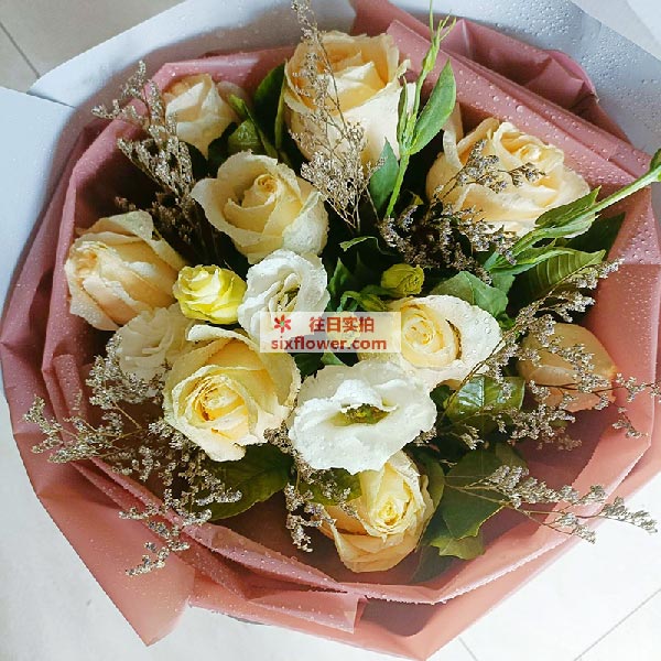 送乌鲁木齐市第十六中学的鲜花实拍图