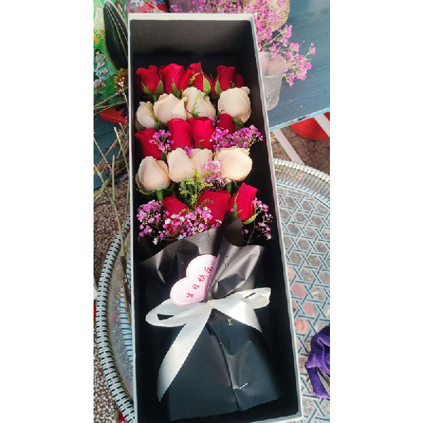 送大理海东镇上和村护理学院的鲜花实拍图