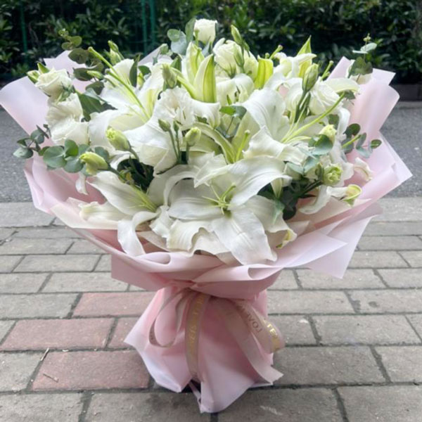 送马鞍山富力万达嘉华酒店的鲜花实拍图