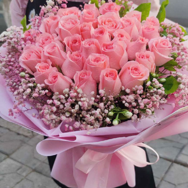 送云南省大理市东昌药业往上200米的鲜花实拍图