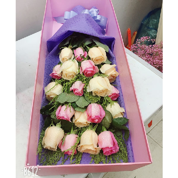 送宜昌五峰渔关幸福小区14栋的鲜花实拍图