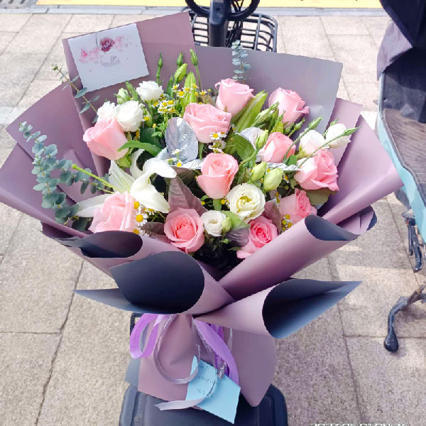 送杭州市余杭区海辰小学的鲜花实拍图