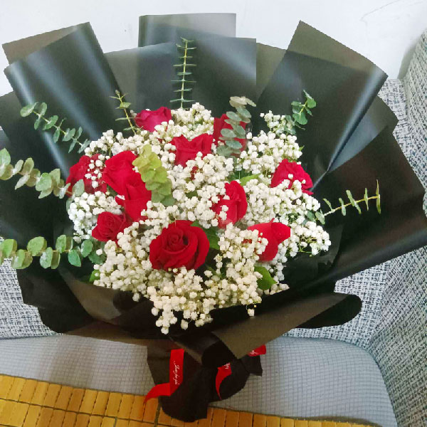 送深圳市龙华区下油松村C区7栋的鲜花实拍图