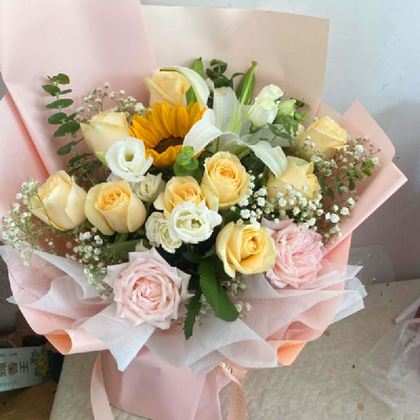 送山东省日照市莒县城阳街道桃园社区通和人和居的鲜花实拍图