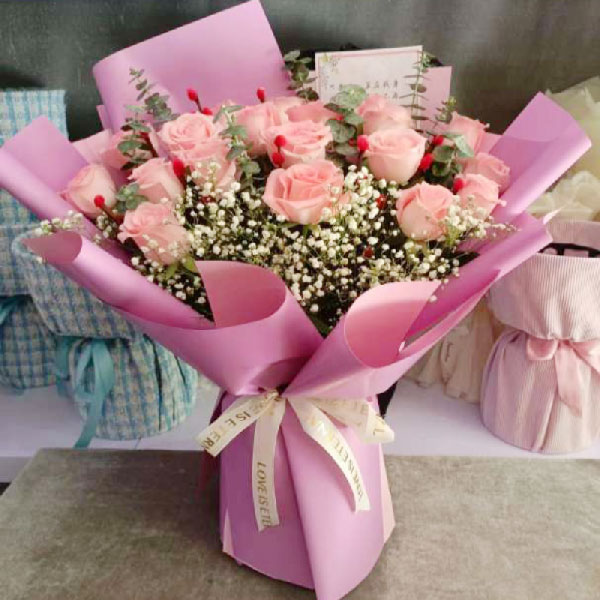 送嘉峪关镜铁区迎宾五小区的鲜花实拍图