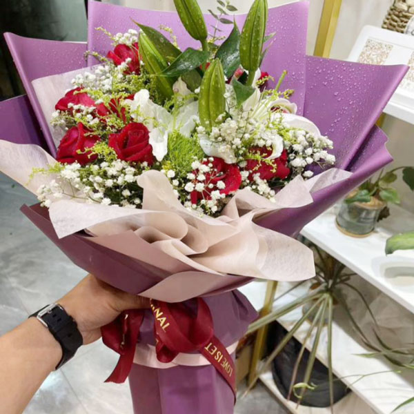 送丽水缙云瑞杰学校的鲜花实拍图