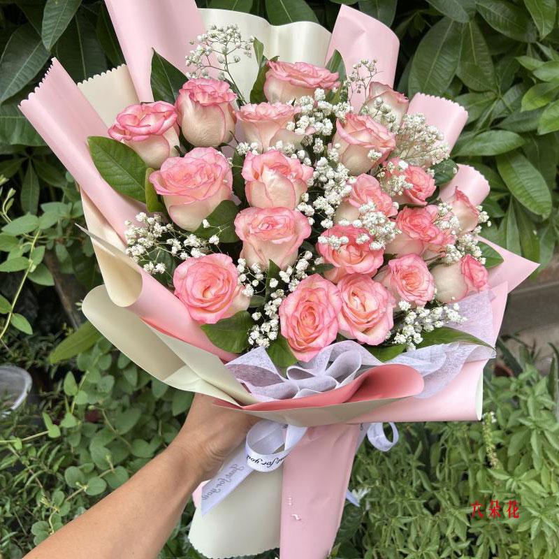 惠州大亚湾博辰产业园附近花店送花实拍(21朵艾莎粉玫瑰，幸福环绕)