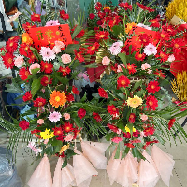 送营口鲅鱼圈区御海明珠北门壹伽•美学中心的鲜花实拍图