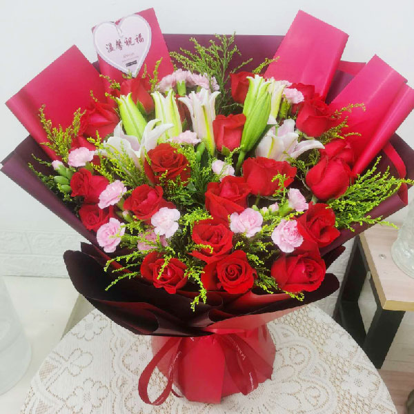 送安徽省淮北市相山区万马相山庭院雅聚园的鲜花实拍图