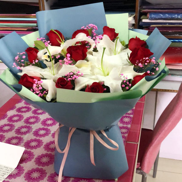 送天津蓟州区洲河湾海底捞火锅的鲜花实拍图