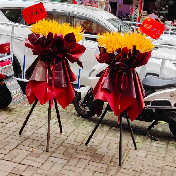 送遵义市红花岗区万里路桃溪路口海丰城C栋的鲜花实拍图