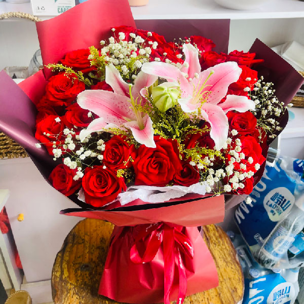 送青岛市城阳区青特小镇D区78号楼三单元的鲜花实拍图