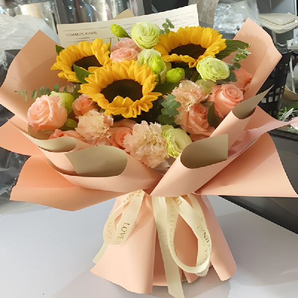 ���º����º��������С�����ʻ�ʵ��ͼ