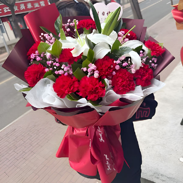 送七台河茄子河区龙湖小区的鲜花实拍图