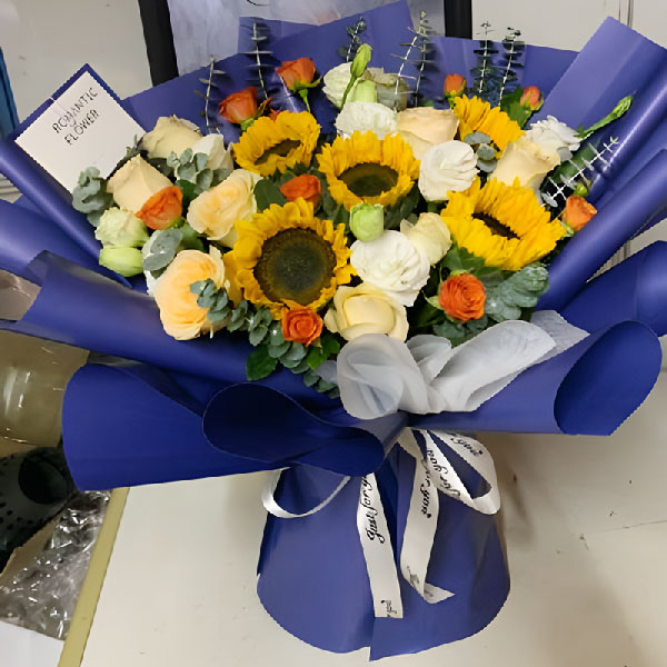 送玉林玉州区富英中学的鲜花实拍图