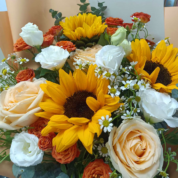 送河南省开封市禹王台区开封肿瘤医院的鲜花实拍图