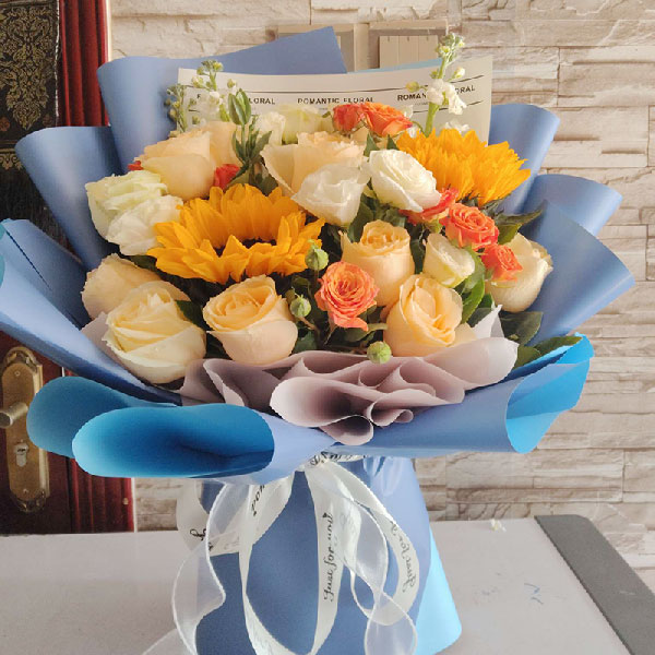 送福建省连城县庙前镇的鲜花实拍图