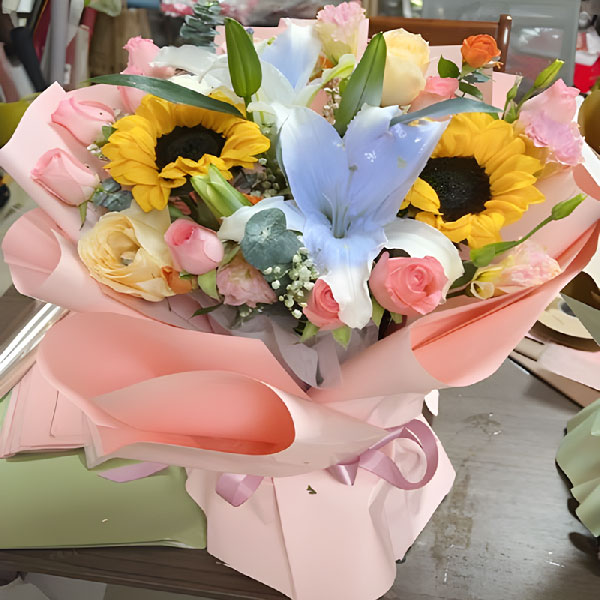 送肥城市湖屯镇前兴隆社区的鲜花实拍图