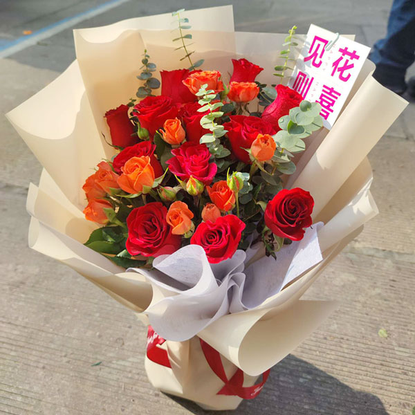 �����˿�����������ʻ�ʵ��ͼ