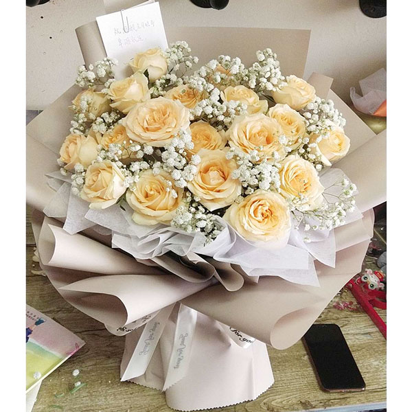 送山西忻州忻府区新建路街道开莱小区的鲜花实拍图