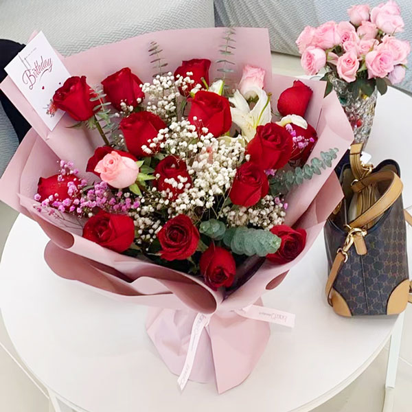 送白银市平川区德政小区的鲜花实拍图