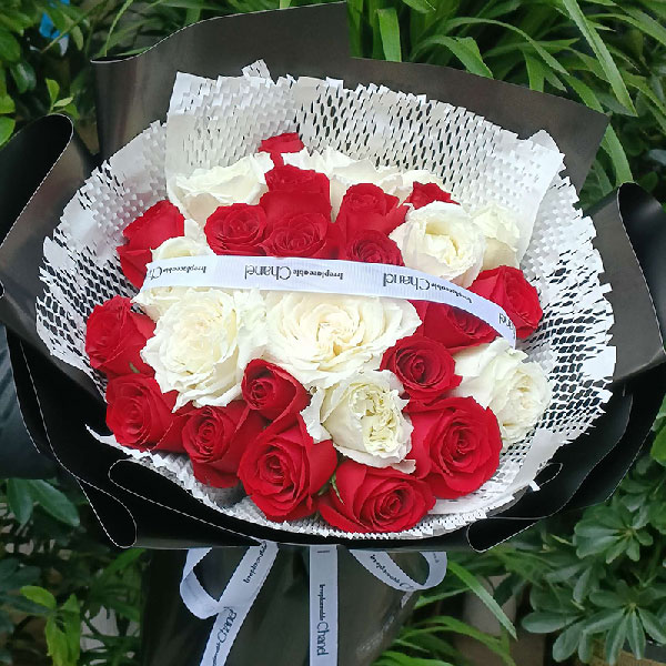 送祁东县双桥镇时尚家纺店的鲜花实拍图