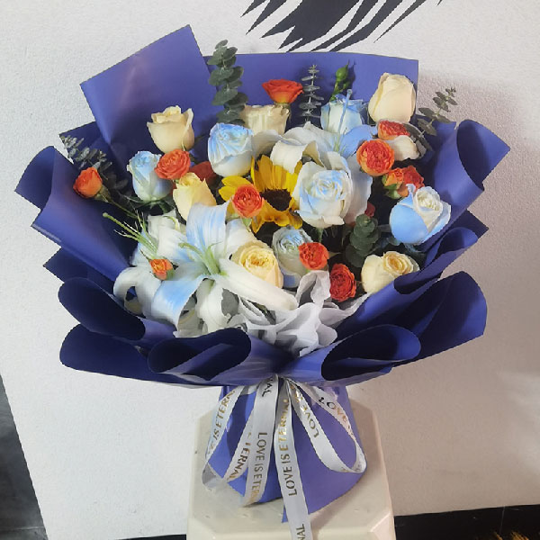 送毕节市七星关区德溪街道中鼎华城5栋2单元的鲜花实拍图