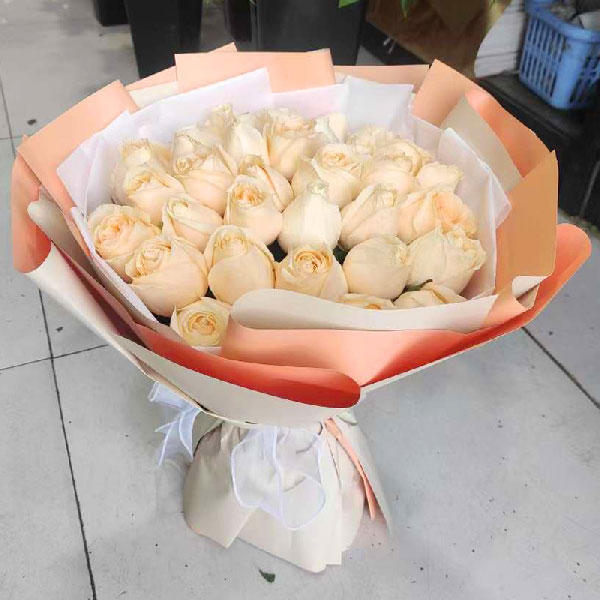 送潍坊奎文区文化路盛世豪庭一期的鲜花实拍图