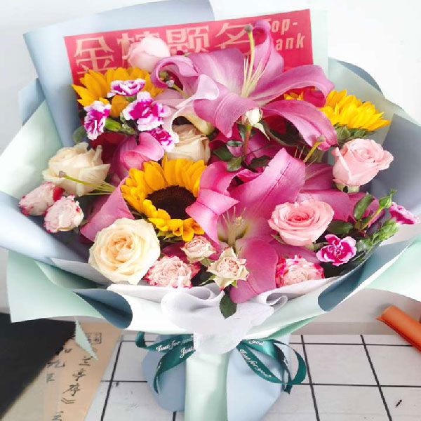 送麻章中心小学的鲜花实拍图