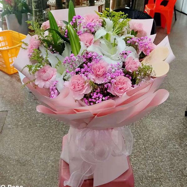 送琼海人民医院外科住院部的鲜花实拍图