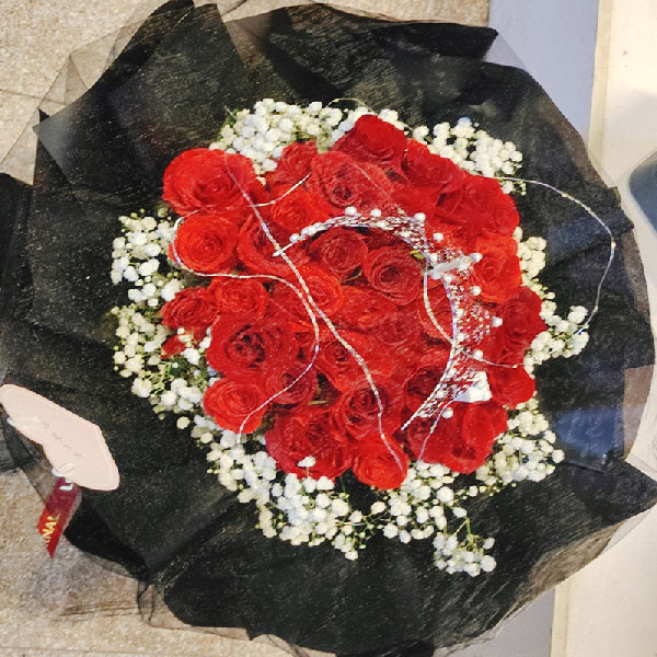 送台州路桥峰江街道枫尚华庭的鲜花实拍图