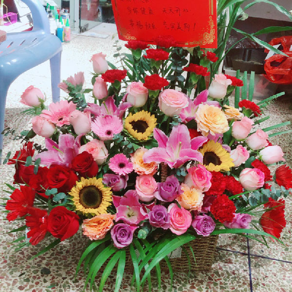 送福建省漳州市电信新村10幢的鲜花实拍图