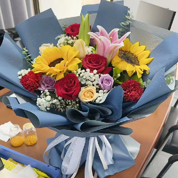 送鹰潭余江龙岗工业园区华宝芯荟的鲜花实拍图