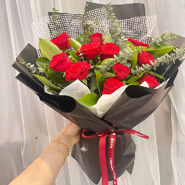 送郴州市汝城县卢阳大道A区二楼的鲜花实拍图