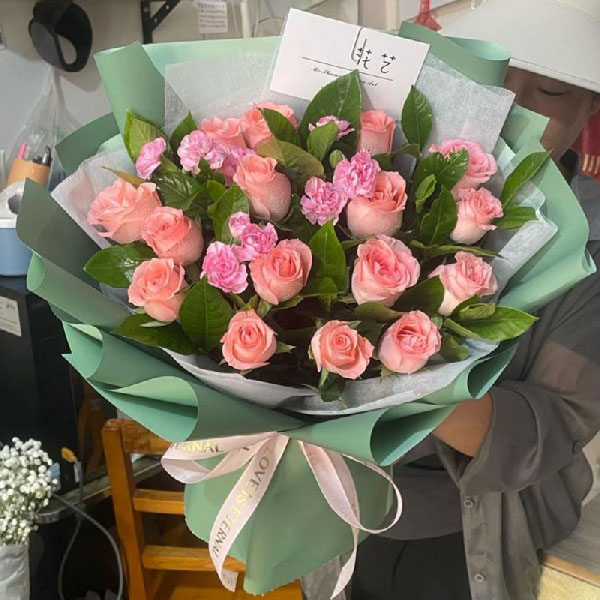 送陇南昊森酒店的鲜花实拍图