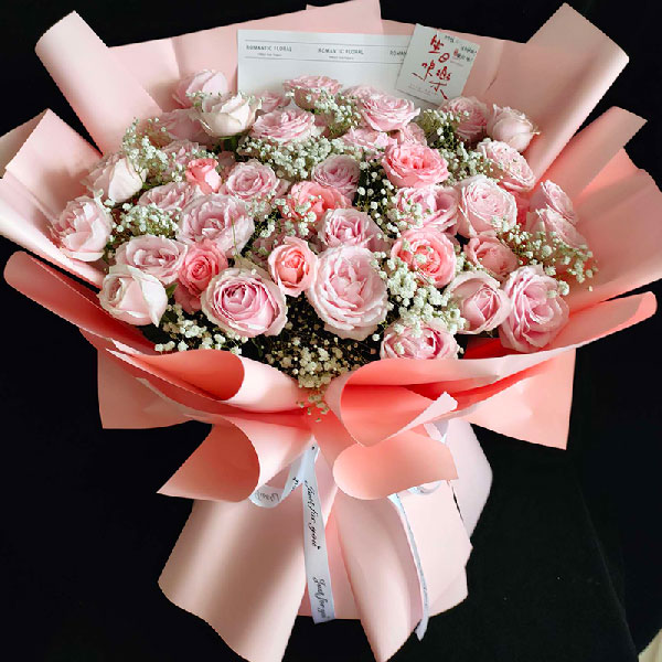 送虎林市鼎泰华城2号楼的鲜花实拍图