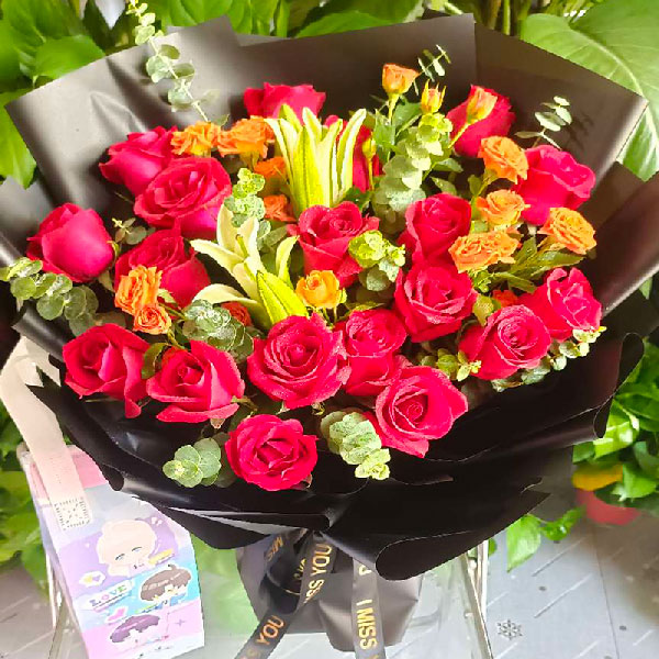 �ͺ�����۶�������г����ʻ�ʵ��ͼ