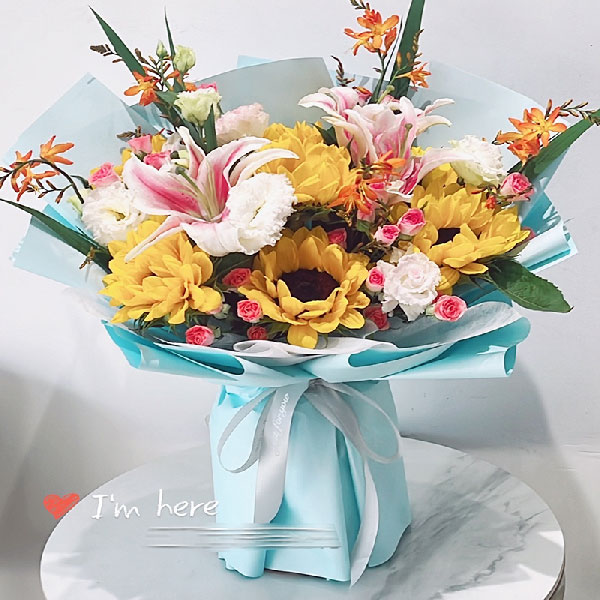 送江门新会会城仁义紫盛里东4巷3号的鲜花实拍图