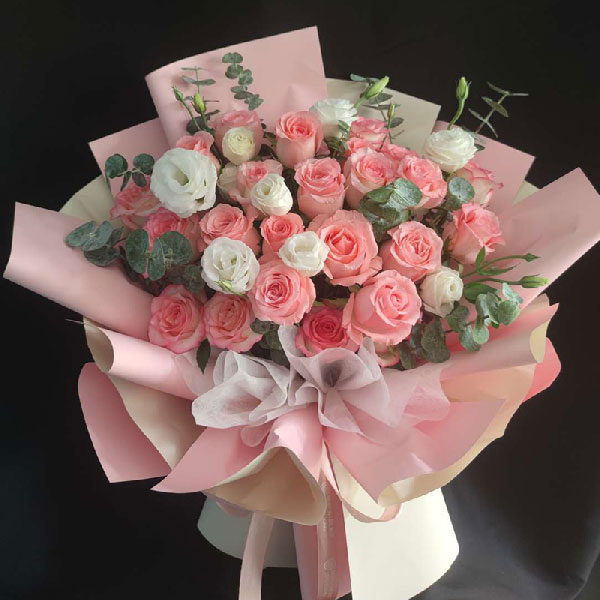 送磁县幸福城12号楼的鲜花实拍图