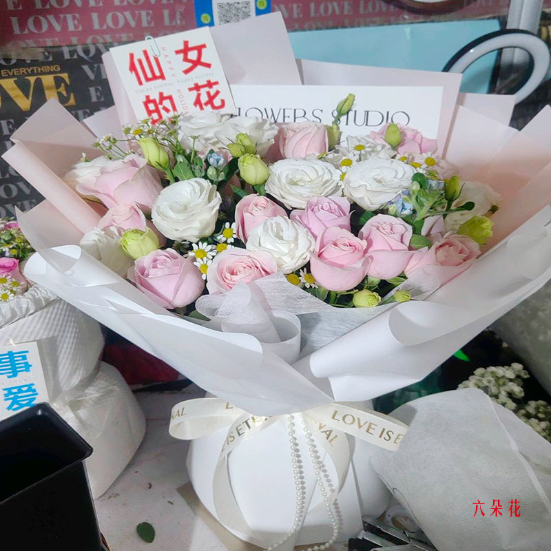 19ѩɽõ壬ĬĬ飨ʵգ