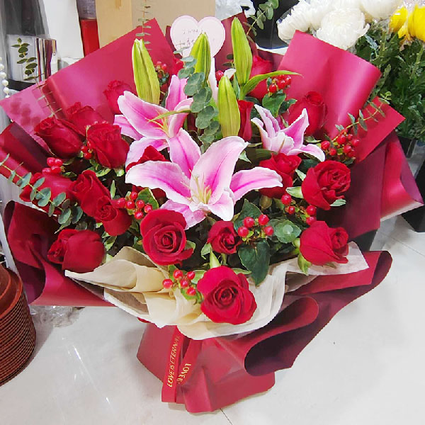 送鸡西二道河子大百货的鲜花实拍图