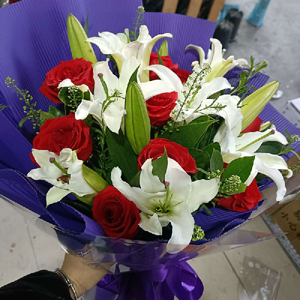 送许昌市襄城县曙光东路1195号(广城·和家园)的鲜花实拍图