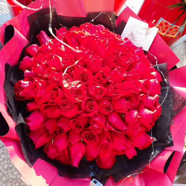 送淮安市清江浦区淮安市青蓝教育解放路校区的鲜花实拍图