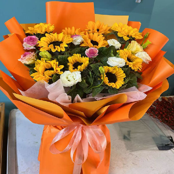 送科尔沁区明仁小学(北校区)的鲜花实拍图