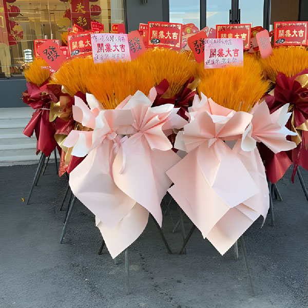 送法库县天阔路11号的鲜花实拍图