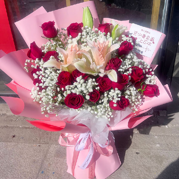 送泌阳东区比亚迪海洋店的鲜花实拍图