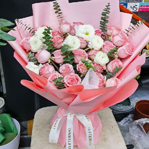 送乌鲁木齐市新市区北京中路449号新疆财经大学的鲜花实拍图