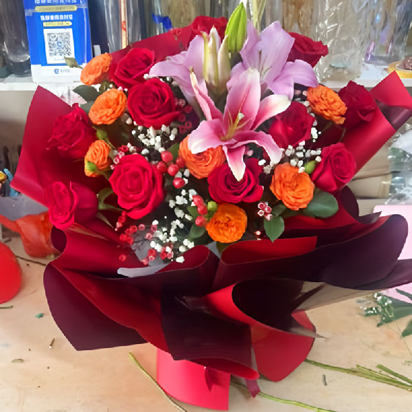 送德州德城区大东关颐景园的鲜花实拍图