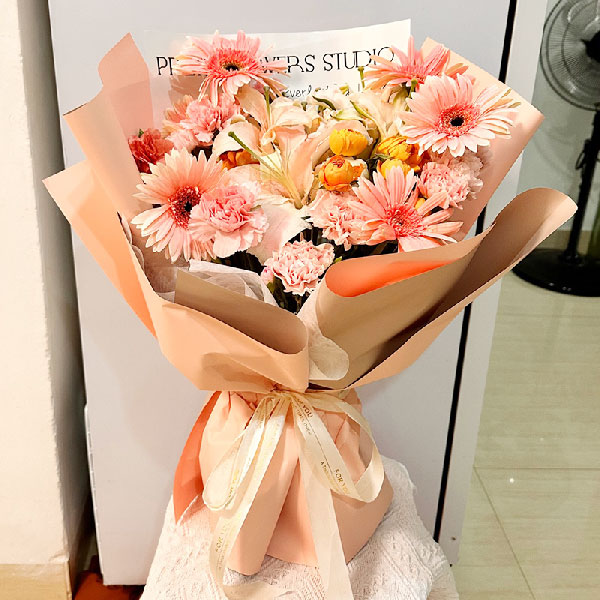 送广东省汕尾市海丰县海城镇碧桂园天銮山一期的鲜花实拍图